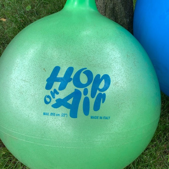 Hop Ball | Gymnic - Hop on Air | Hopper Ball | Inflatable Hopper Ball GREEN - Picture 2 of 5